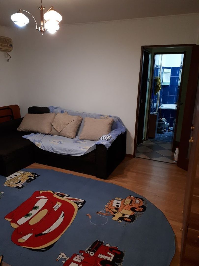 Vand apartament 2 camere confort 2 - Poză 2