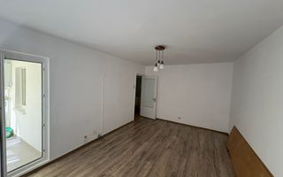 De inchiriat apartament cu 2 camere nemobilat, I. C. Frimu, etaj 3, 300 Eur - Poză 5