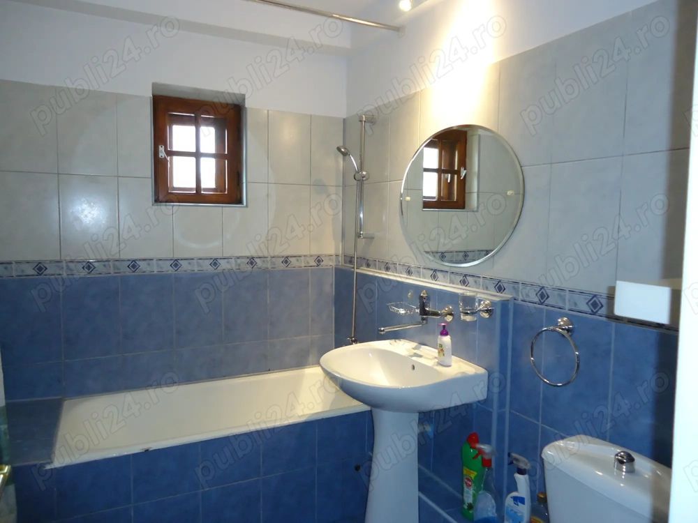 De închiriat  Apartament 2 Camere cu Centrala Proprie, 62 mp Pridvorului - Poză 1