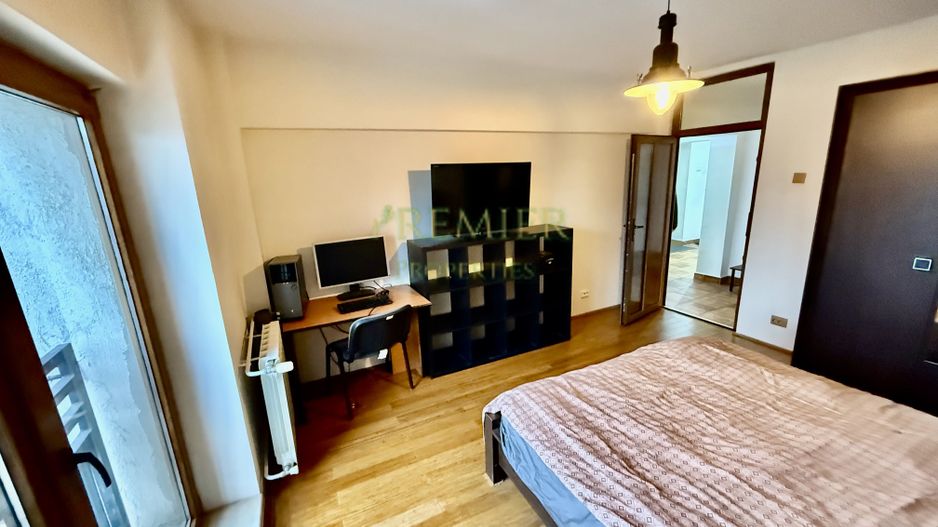 Spațiu de birouri cu 3 camere de vânzare în P-ta Unirii, Bucuresti - Poză 3