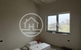 Casa pe nivel cu 4 camere de vanzare in Cihei, Bihor - Poză 4
