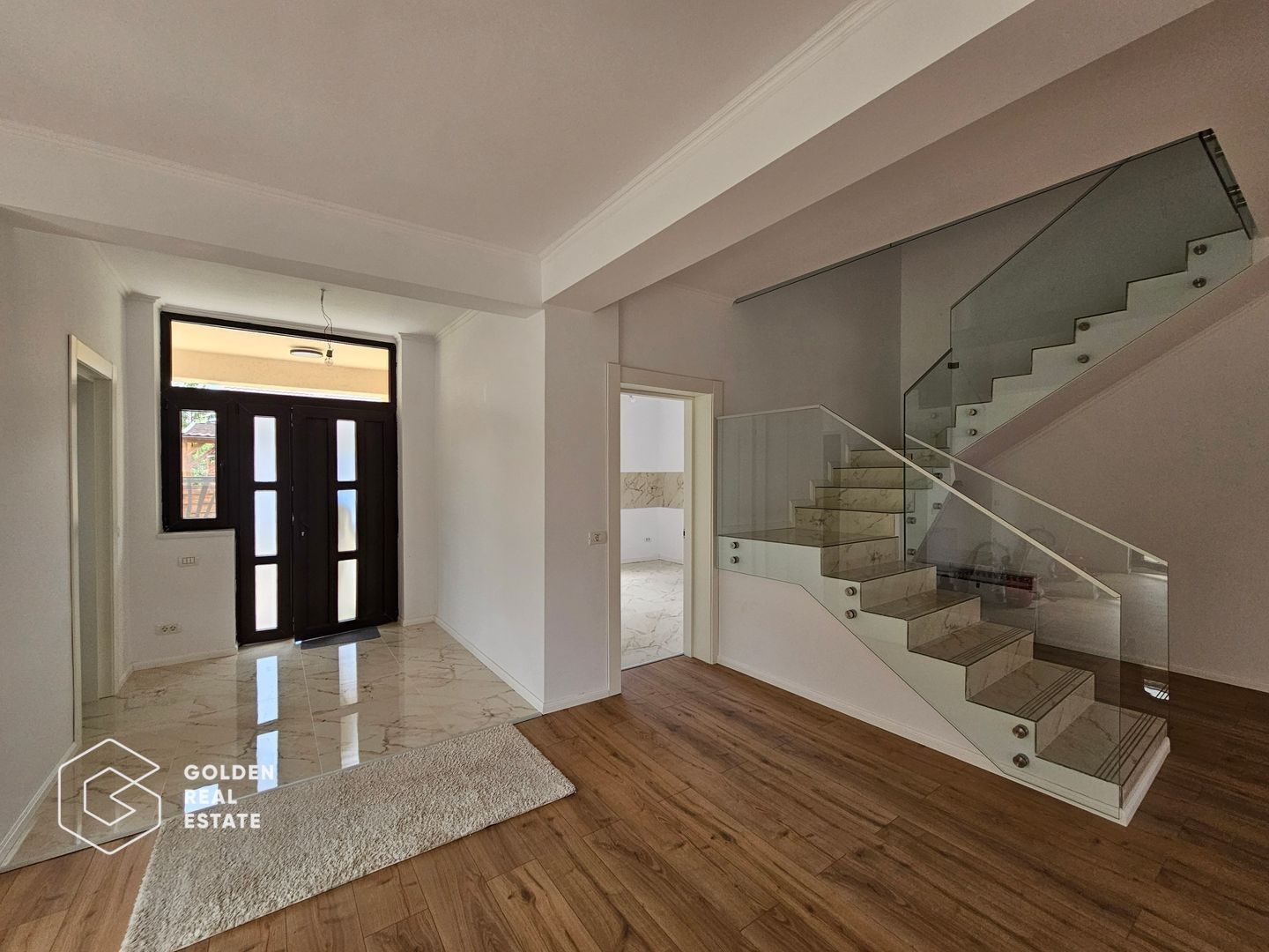 Casa spatioasa, 161 mp Utili, 4 camere, 4 bai, Tunari, COMISION 0% - Poză 2