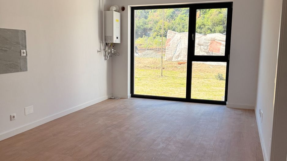 🏡 Apartament finisat premium cu terasă și priveliște liberă 🌿 - Poză 5