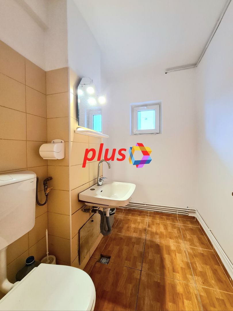 Spatiu comercial de închiriat Brașov - 52 mp # spatii-comerciale-brasov.ro - Poză 8