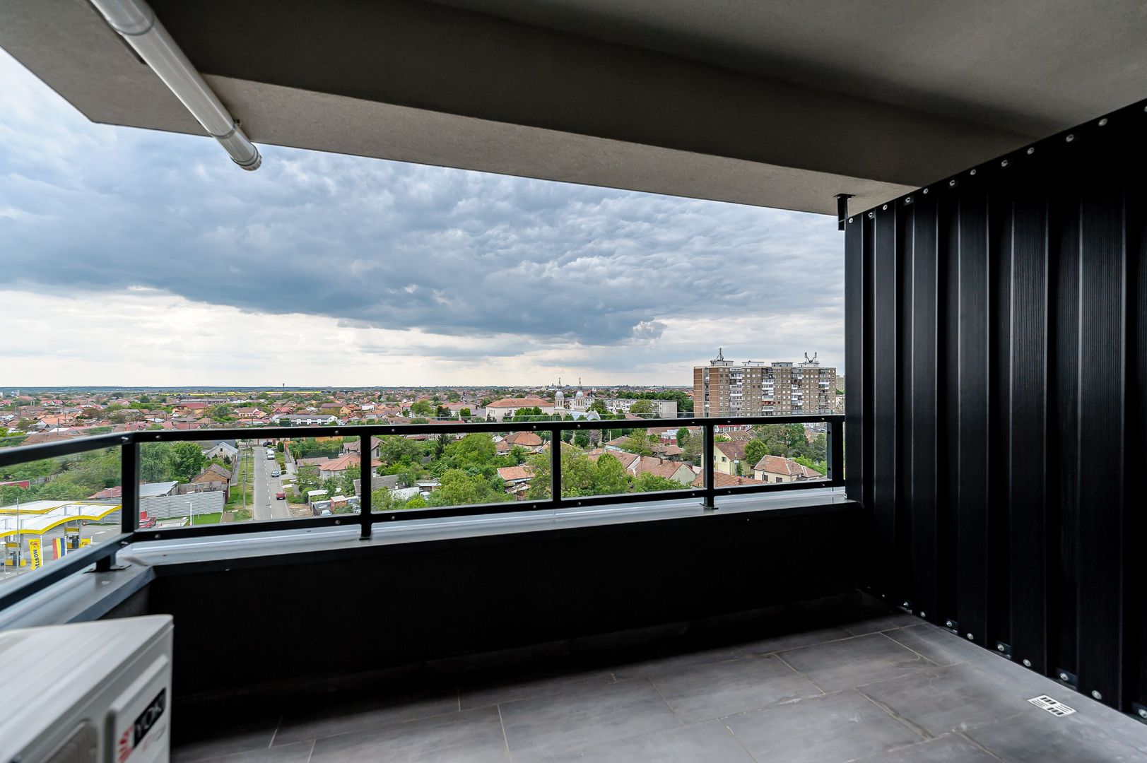 Apartament cu 2 camere la Adora Park - Poză 7