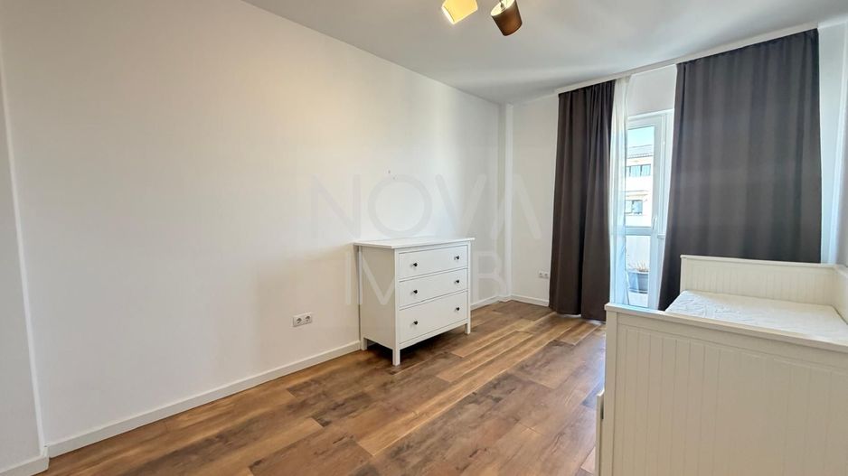 Apartament 3 camere, 2 balcoare, Calea Surii Mici - Poză 8