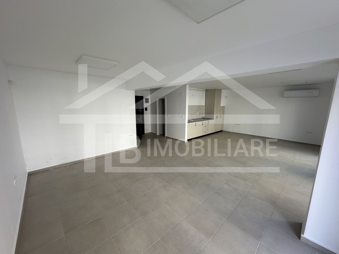 Spatiu de inchiriat, 55mp, parcare, Zona Maurer Residence - Poză 2
