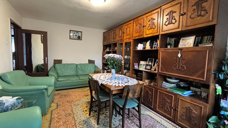 de vanzare apartament 3 camere decomandat strada Anina Marasti - Poză 1