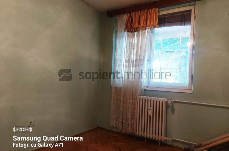 Apartament tip C cu 3 camere str.Sovata - Poză 3