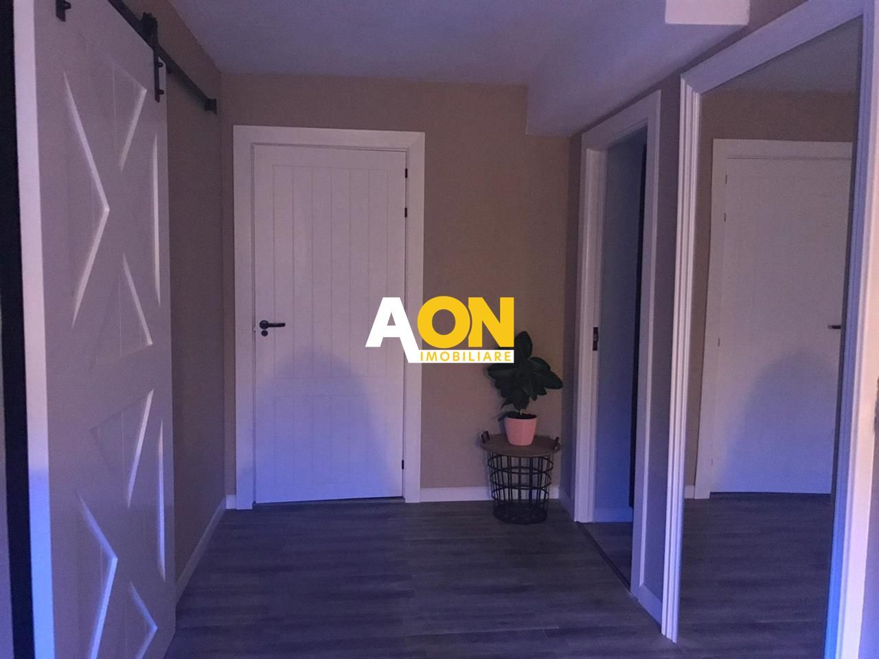 Casa de Vanzare, Moderna, Panorama Excelenta, 340 MP Utili - Poză 12