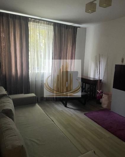 Vand apartament 2 camere mobilat+boxa - Poză 1