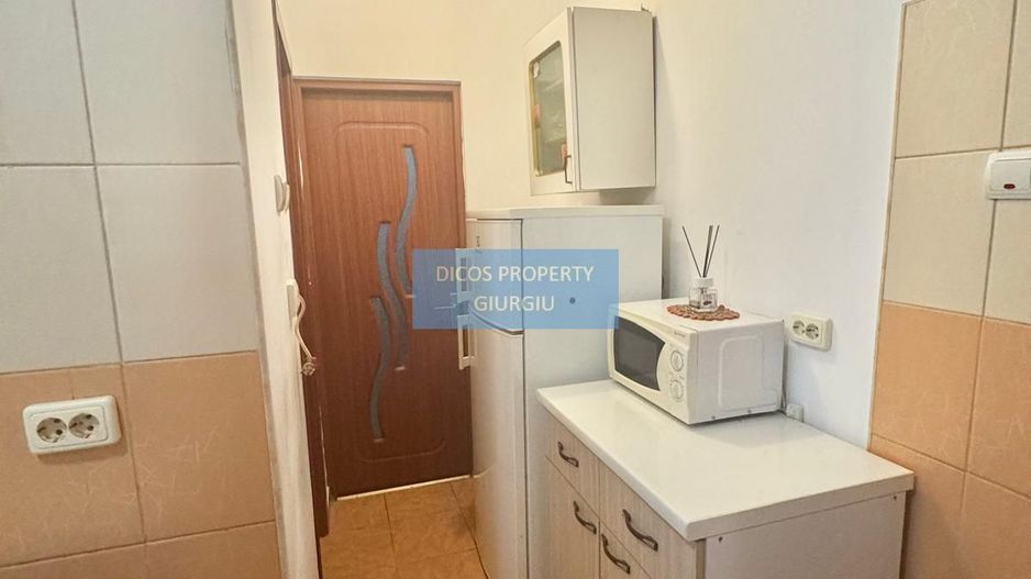 Apartament 2 camere, central, parter – Giurgiu - Poză 2