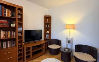 3 Camere, Et. 2, Decomandat, 2 băi, Mobilat complet- zona Tudor - Poză 5