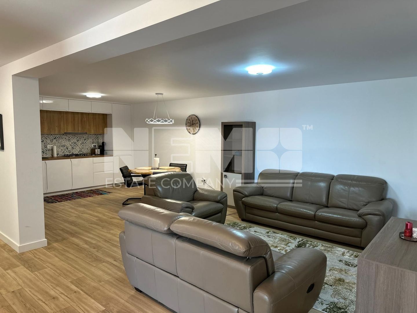 Casa 11 camere | Ipotesti, Suceava | 800 MP teren | 510.000€ - Poză 10