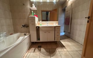 Casă / Vilă cu 6 camere în zona  Calea Aradului - Poză 15