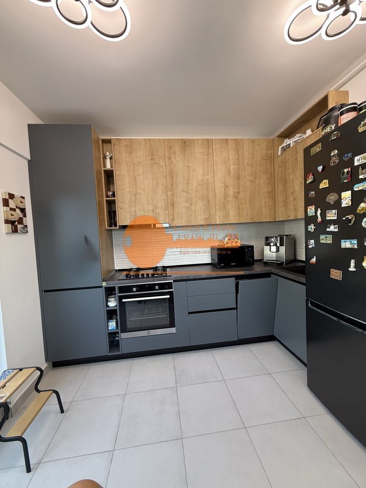 2 camere Gran Via -Duplex ( 2 bai ) - Poză 6