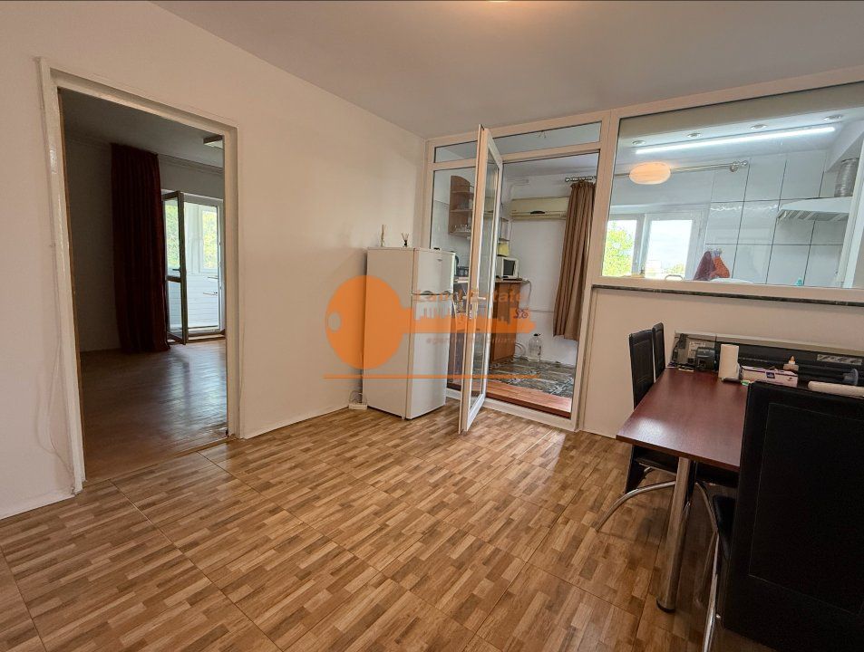 Vanzare 2 camere Gorjului ( bloc 1985-10 minute metrou ) - Poză 4