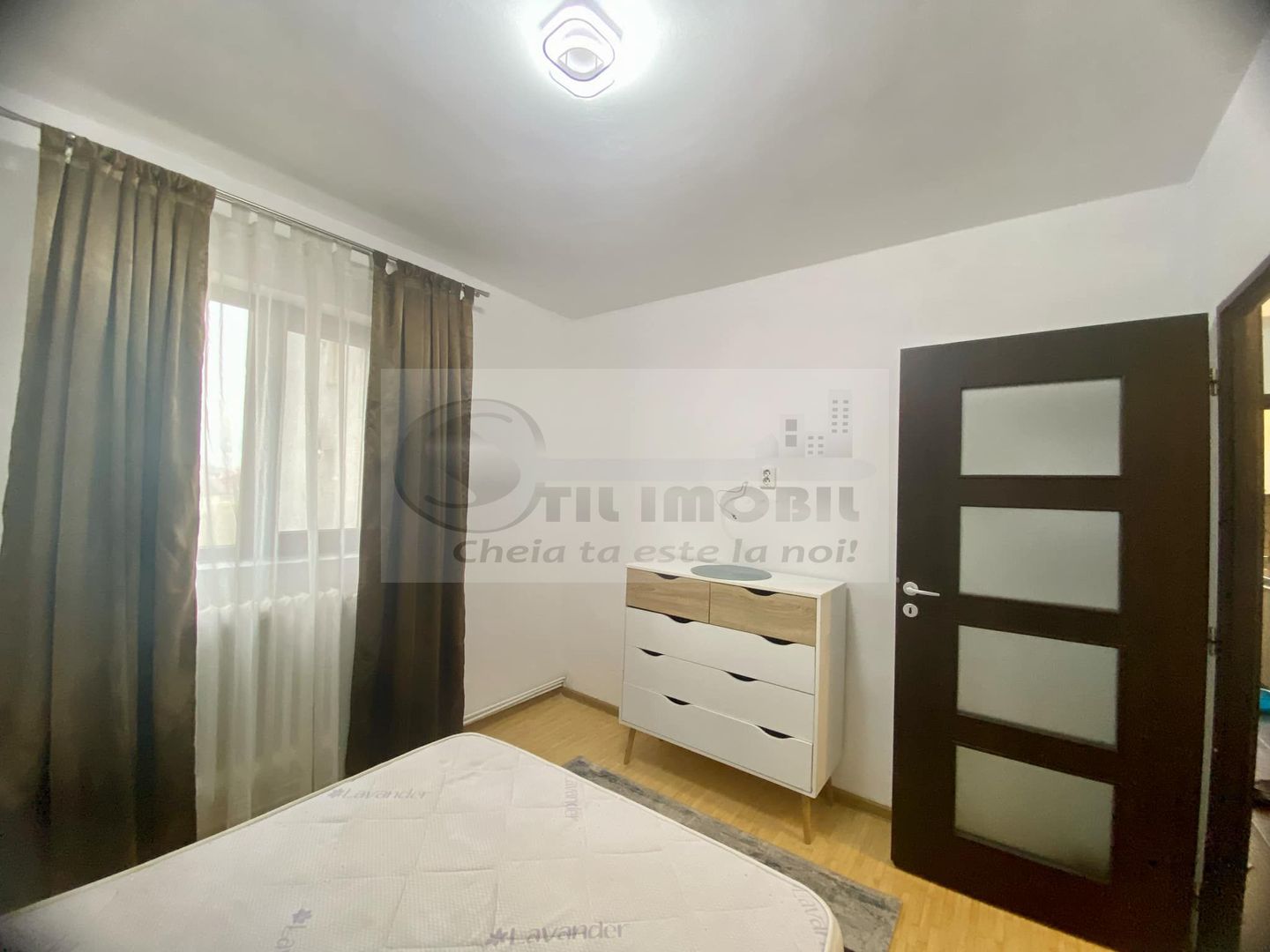Apartament decomandat cu 2 camere - Alexandru cel Bun - 420€ - Poză 2