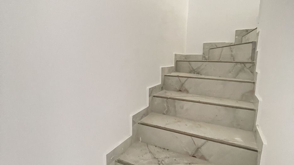 Giroc-Bld. Aviatiei | 5 camere | 3 bai | Bucatarie inchisa - Poză 7