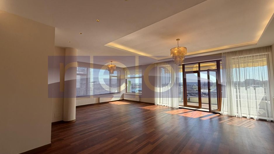 INCHIRIERE 4 CAMERE LUX | 200MP | NEMOBILAT | LOC PARCARE | VEDERE LAC - Poză 3