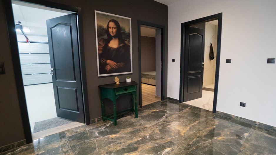 Agigea - Casa  deosebita cu piscina, mobilata si utilata complet. - Poză 36