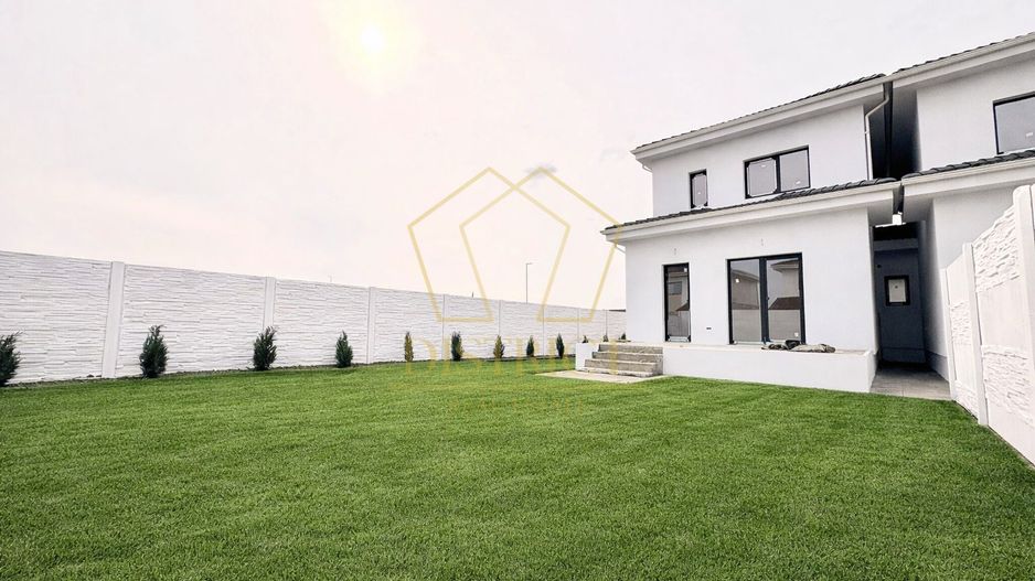 Duplex cu 4 camere, despărțit prin camera tehnica | Mosnita Veche | Lidl - Poză 3