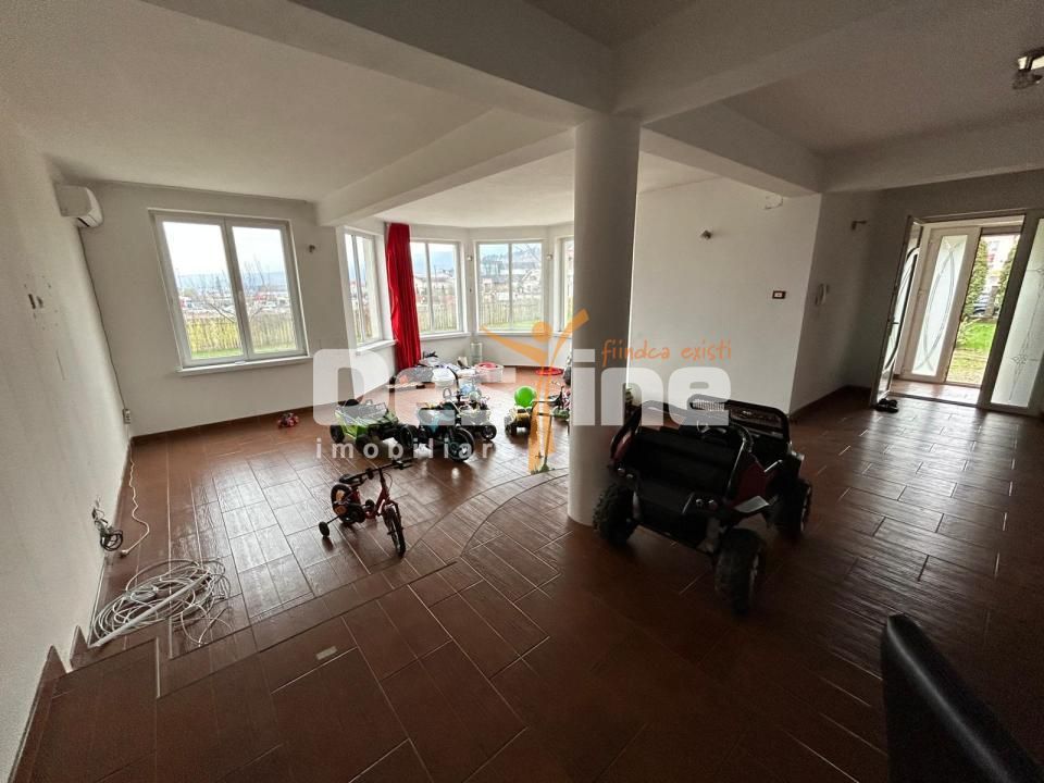 Vila pretabila Pensiune/Cresa/Azil  Fermelor 300mp 415.000€ - Poză 30