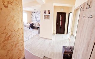 Apartament 3 camere, 2 balcoane ,parcare, zona Terra - Poză 11