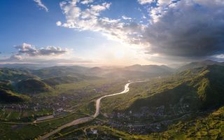 Teren 4,46 ha pentru resort / cabane – Vatra Dornei, intravilan + extr - Poză 1