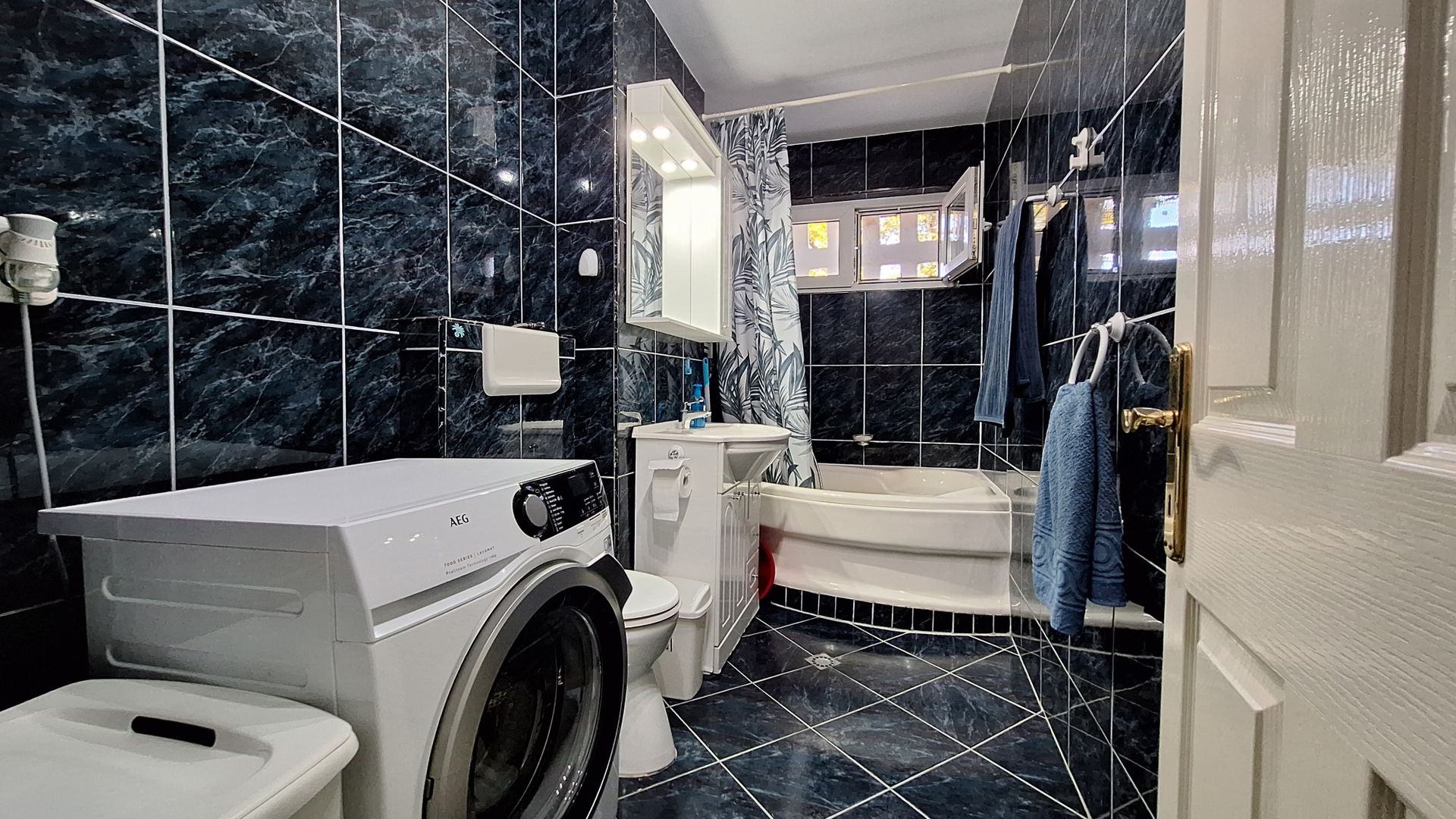 4 camere decomandate, 2 locuri parcare, Gheorgheni - Poză 9