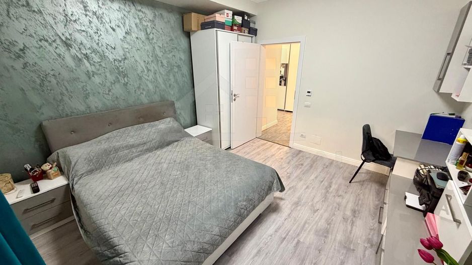 Apartament decomandat deosebit 3 camere 2 bai bloc 2020 cu parcare - Poză 10