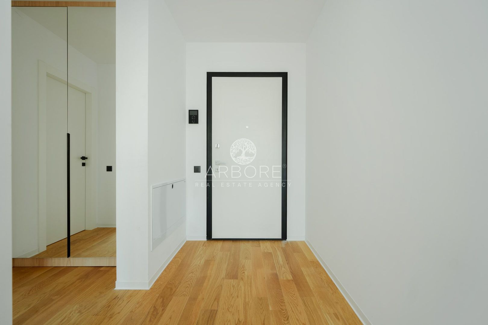 Apartament de Vânzare cu 3 Camere în Zona de Nord a Bucureștiului - Poză 8