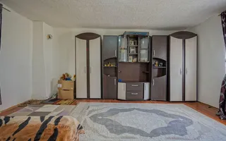 Casă bătrânească cu 3 camere la vânzare - Sânpetru - Poză 11