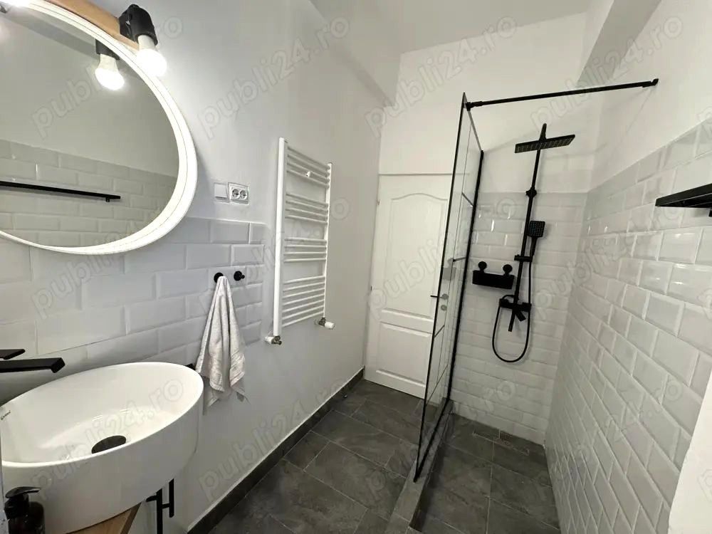 Se inchiriaza apartament 3 camere |Ultracentral|proaspat renovat - Poză 7