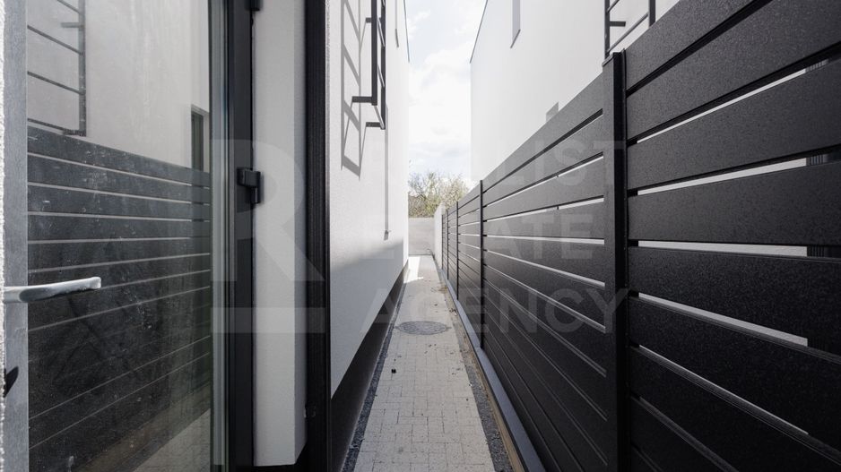 Vânzare, casă, 5 camere, Poiana Silvică - Poză 11