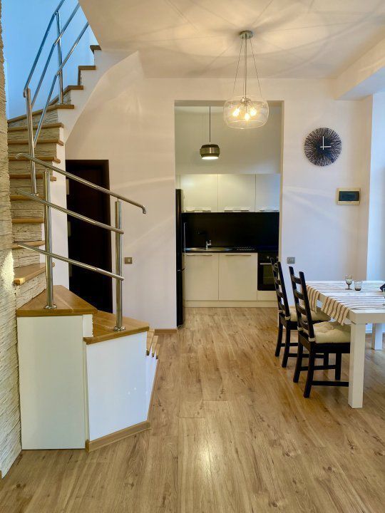 Unirii zona Marriott, Casa/Vila P+1+curte, Comercial sau Rezidential - Poză 7