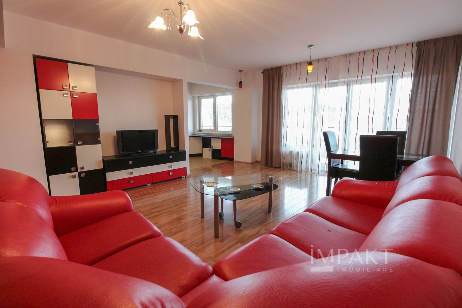 Apartament 3 camere cu o panorama deosebita Plopilor!Parcare subterana - Poză 1