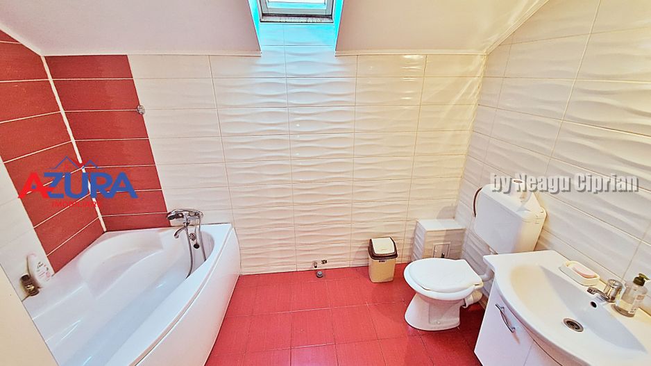 Vila de vanzare in Pitesti, cartier Prundu - Poză 13