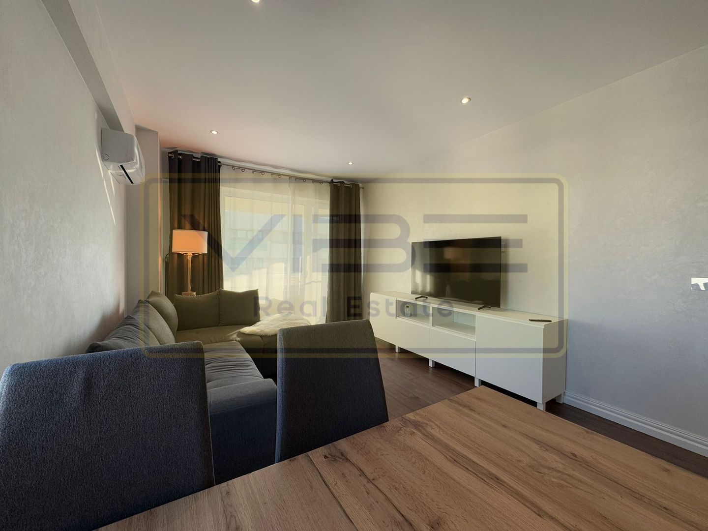 Apartament 2 camere + posibilitate 2 locuri parcare Copou - Royal Town - Poză 4