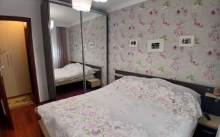 Apartament Luminos 4 Camere.  Decomandat. Zona Universitatea Spiru Haret. - Poză 8