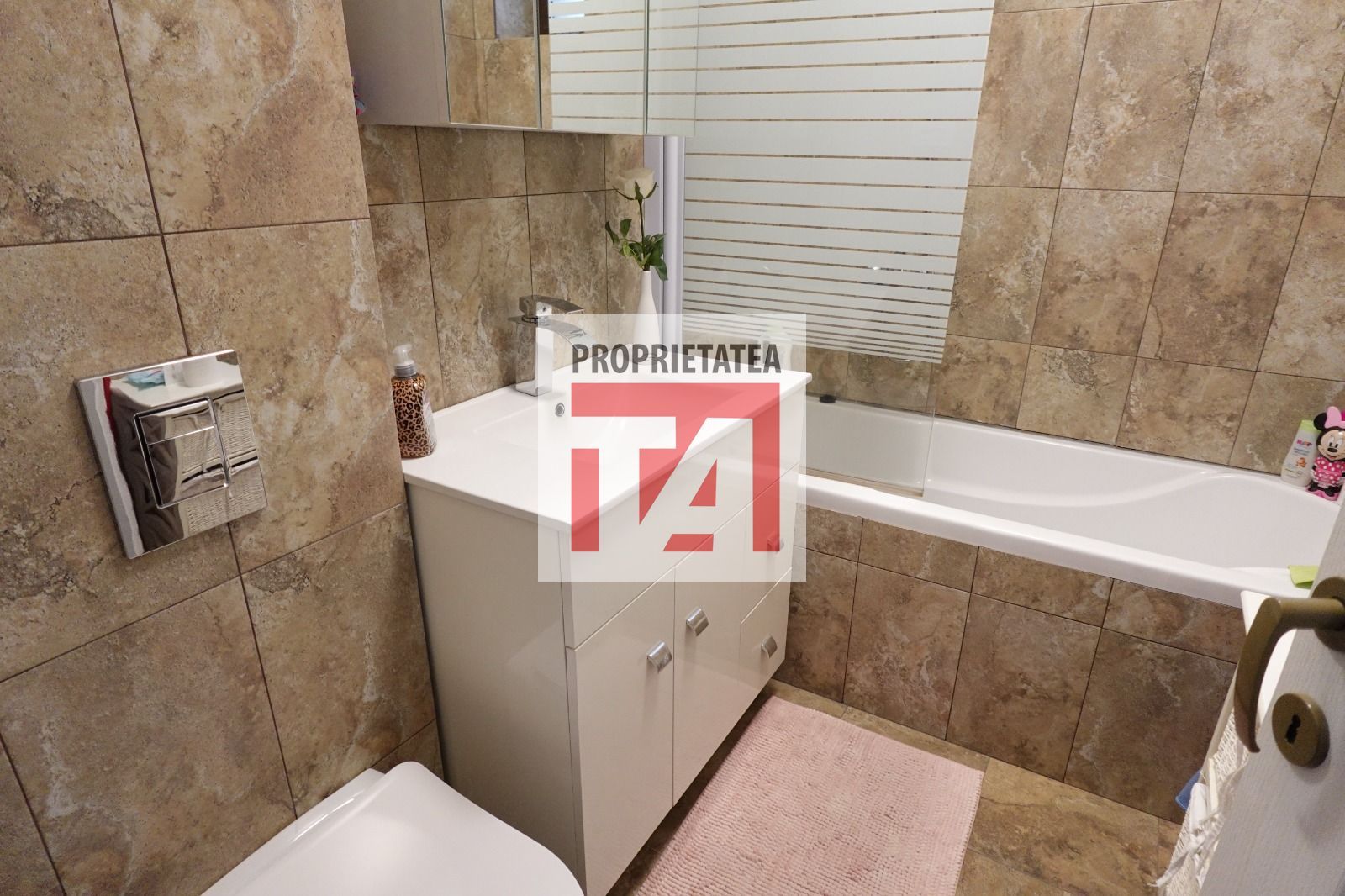Apartament cu 3 camere decomandat zona Dealul  Florilor - Poză 4