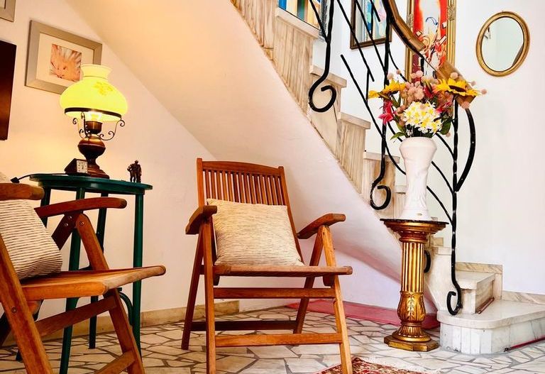 Casa tip Duplex P+1E + demisol + garaj | Zonă centrală | 432 mp teren - Poză 2