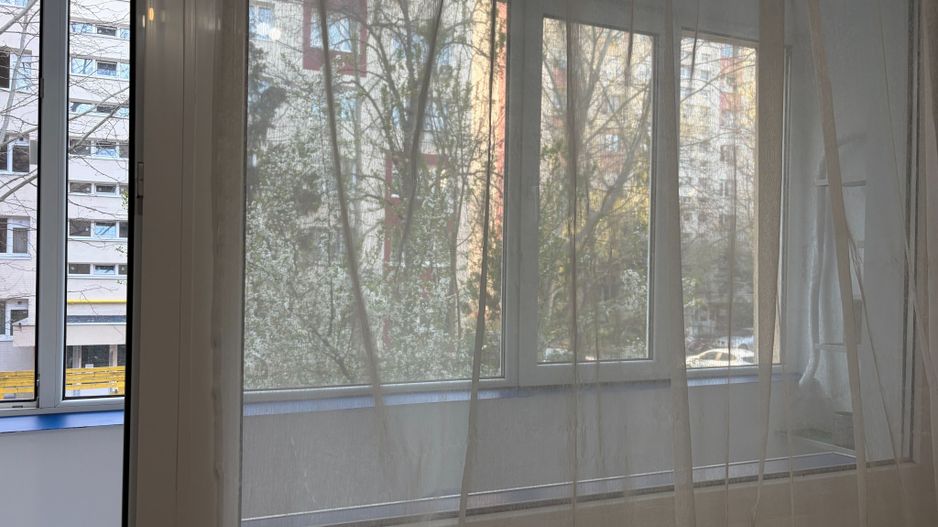Apartament semidecomandat cu trei camere, Constantin Brancoveanu - Poză 14