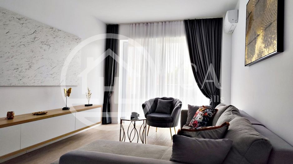 De vanzare apartament cu 3 camere  in cartierul Prima Arena, Oradea - Poză 1