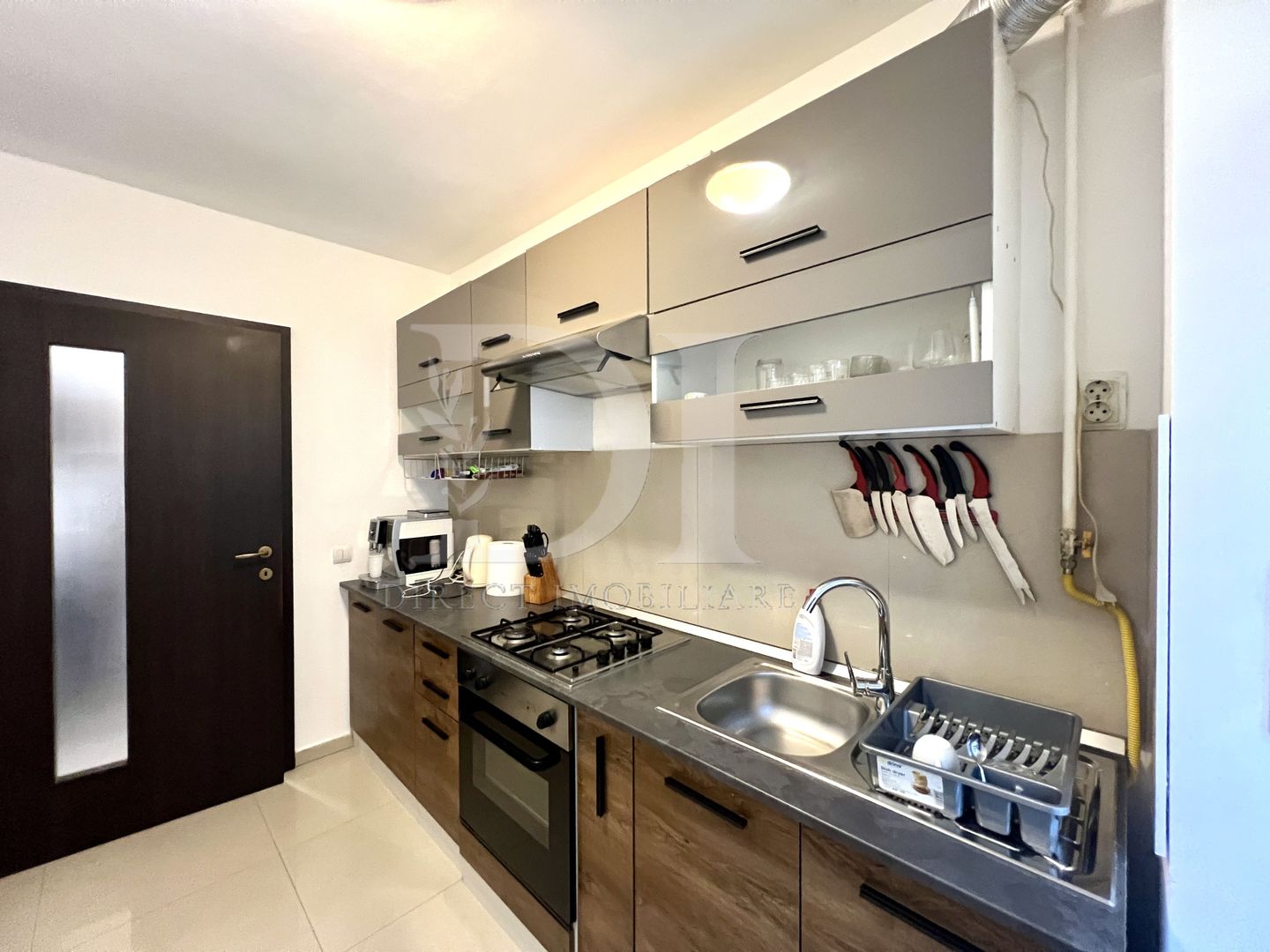 Apartament doua camere decomandate | Doua parcari | Zona Florilor - Poză 9