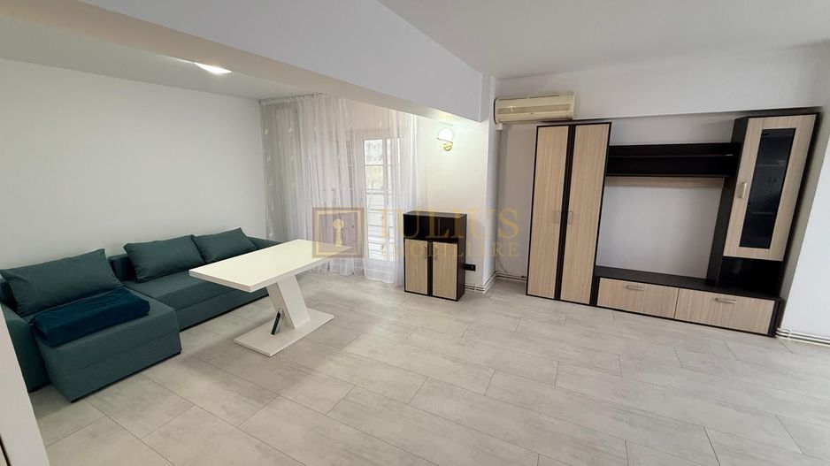 Medicina, 2 camere, 2 bai, centrala proprie, apartament spatios-105 mp - Poză 2
