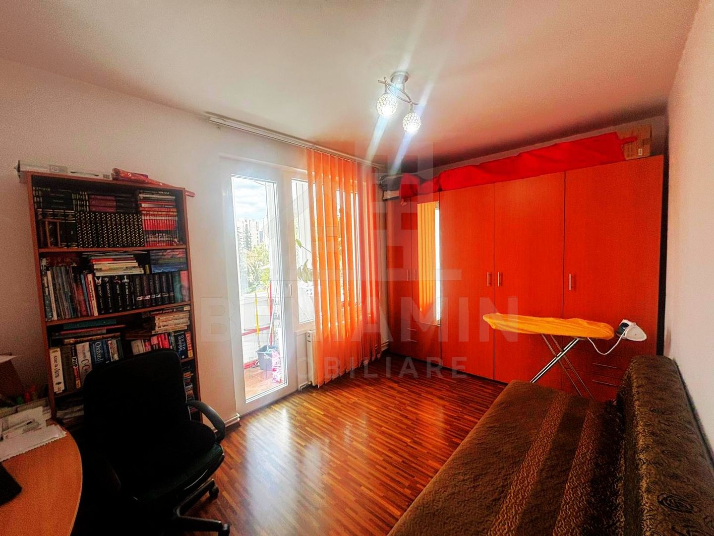 2 Decomandate -49 mp-Mobilat-Anvelopat-Centrul-Civic - Poză 2