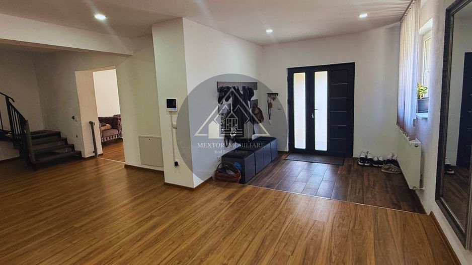 Casa de 4 camere, de vanzare - Poză 5