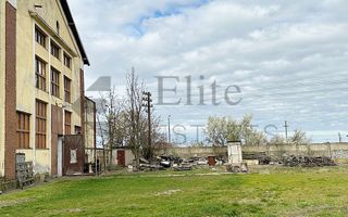 Hala cu teren de vanzare in zona Garii din Salonta - Poză 2