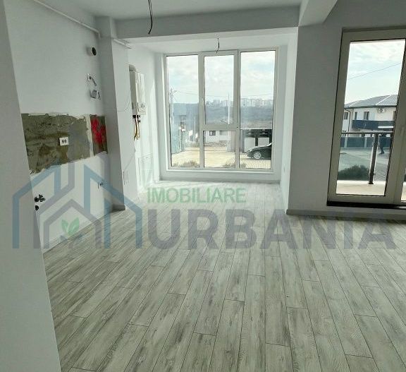 Apartament 2 camere, decomandat, în complex rezidențial Rediu, cu loc de parcare - Poză 3